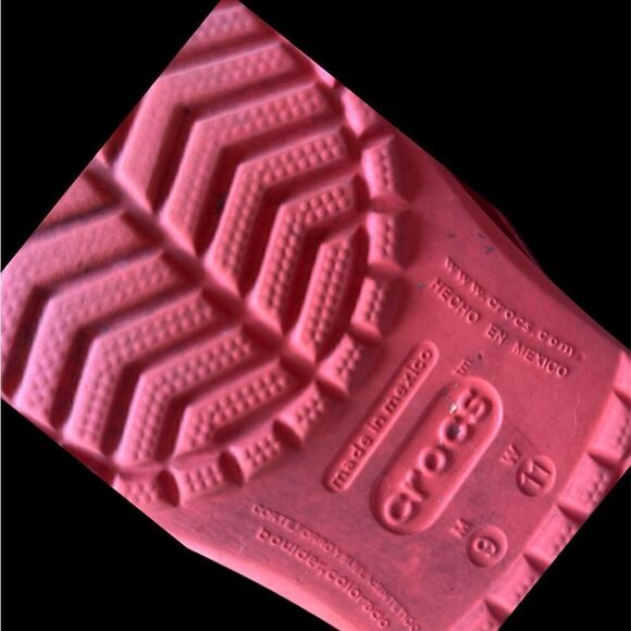 Crocs size 9 orange - Picture 3 of 3